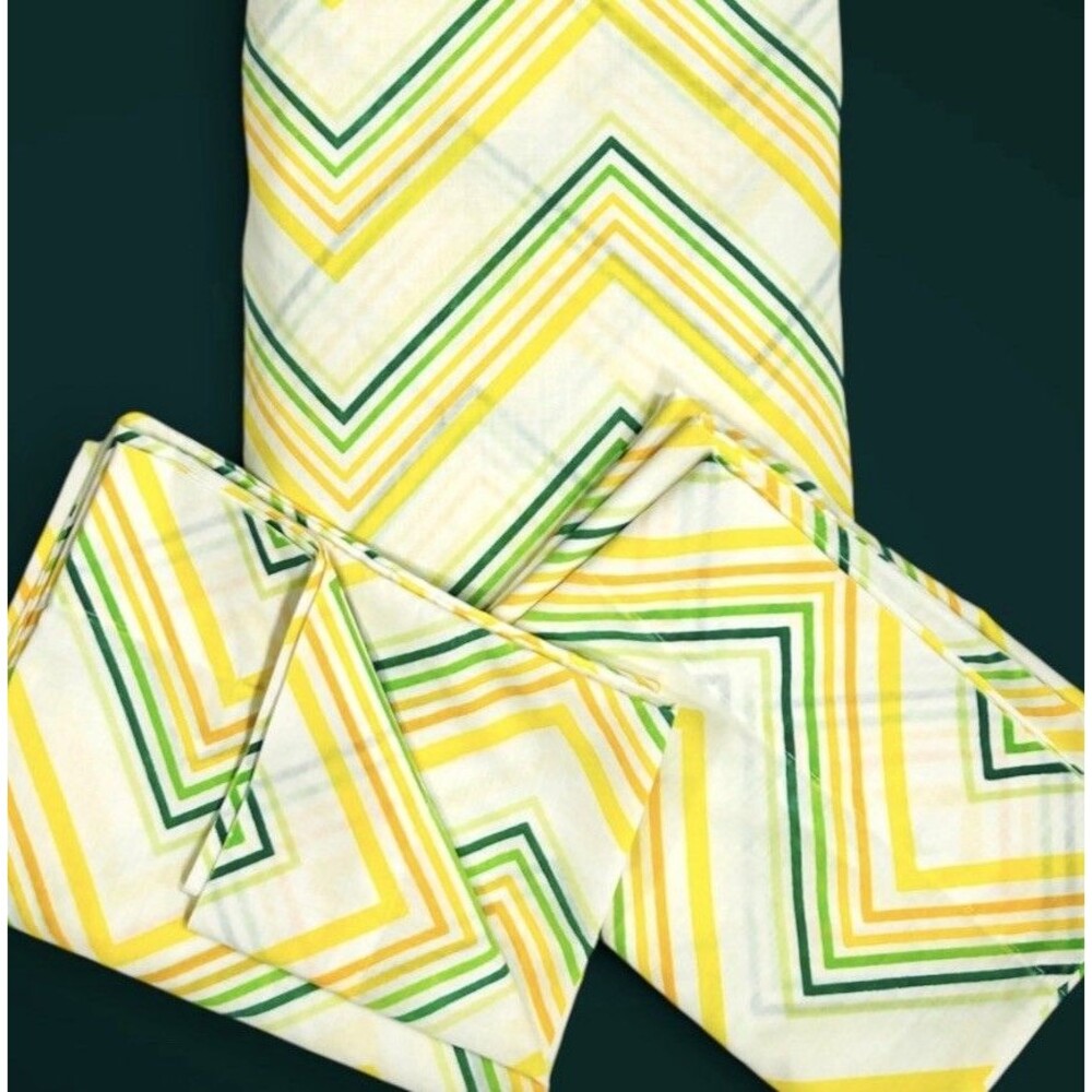 Vintage Cannon Twin Fitted Sheet 2 Pillowcase Muslin Yellow Green Chevron Stripe